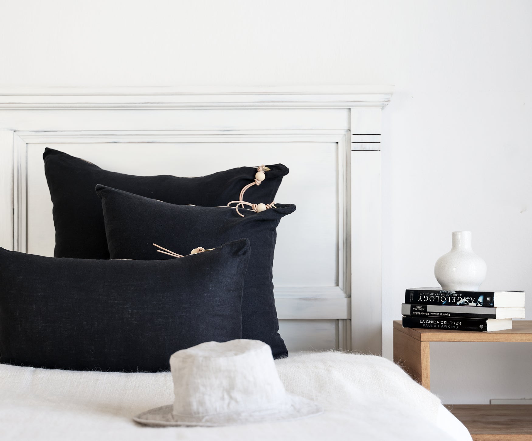 Black Linen Pillow – Brass Zipper and Leather Pull – Handmade in