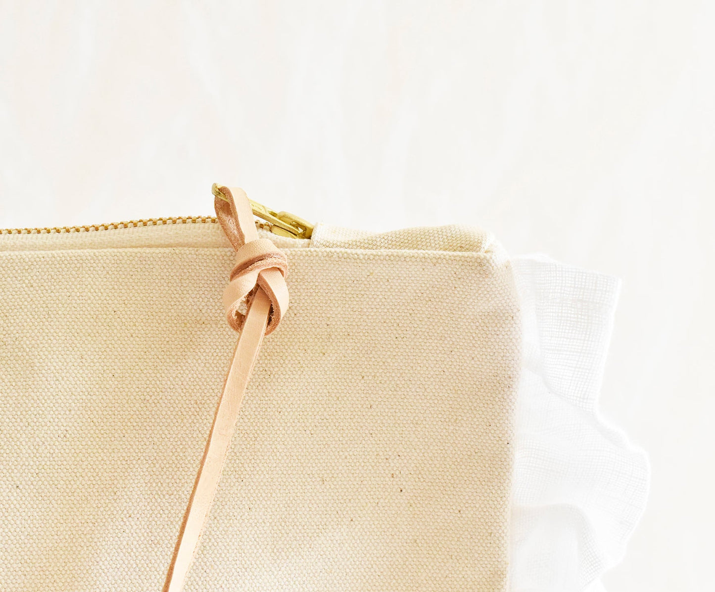 Ruffle Cotton Zipper Pouch- Tan Leather Pull