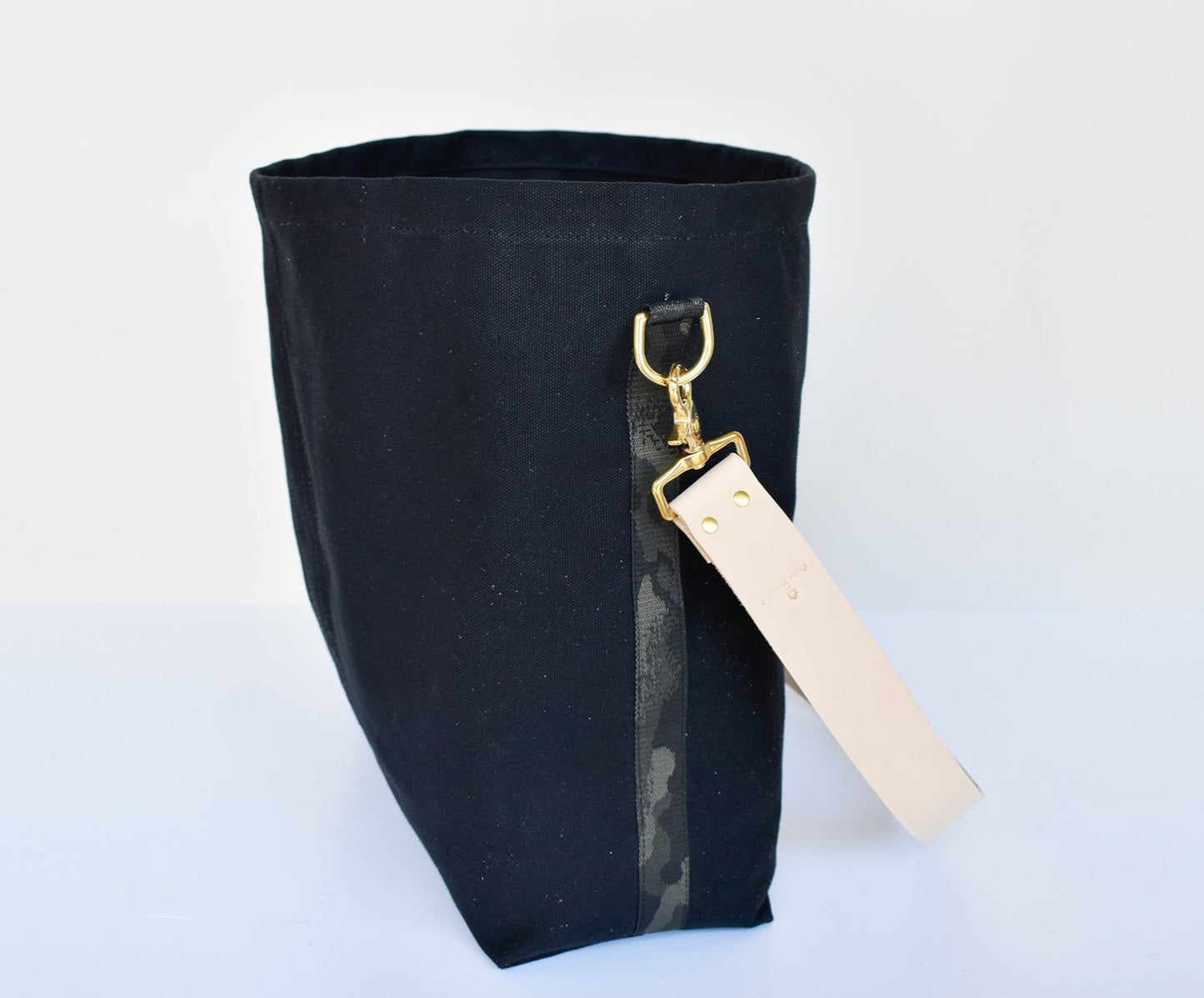 Tote Bag Black- Leather Strap Tan