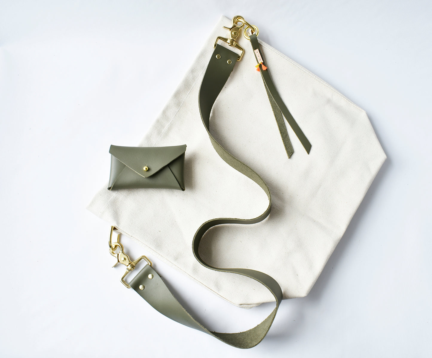 Tote Bag Ivory with Leather Strap Army