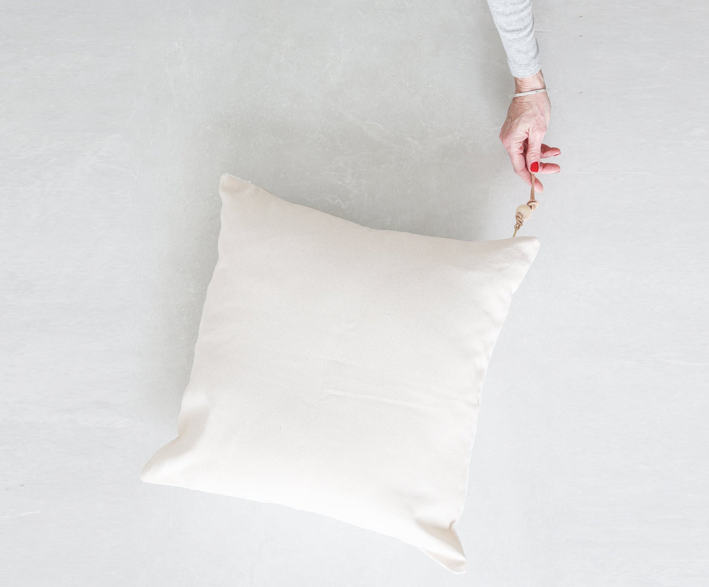 VIDA Linen Pillow- 3 Sizes - celina mancurti - pillow - LARGE 27x27 - -Quilt-like