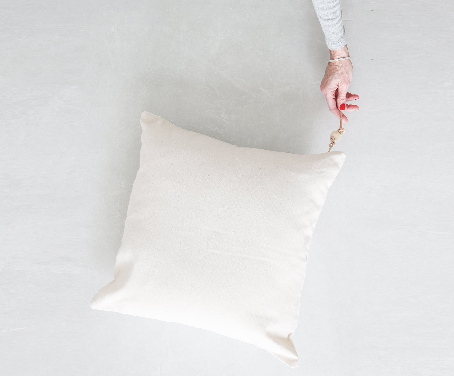 VIDA Linen Pillow- 3 Sizes - celina mancurti - pillow - LARGE 27x27 - -Quilt-like